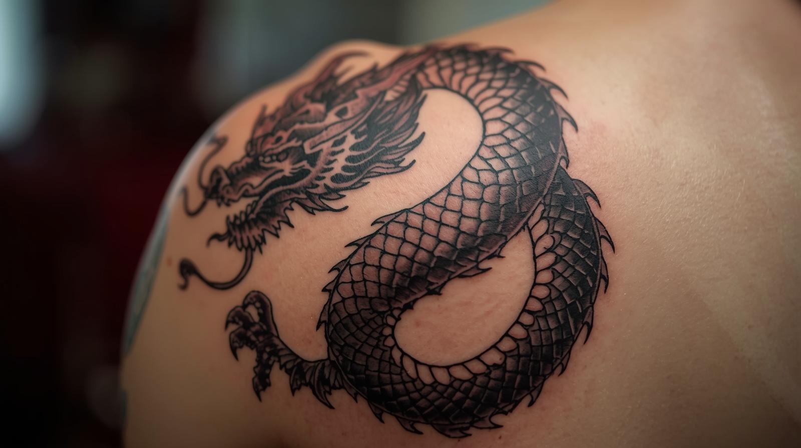 Tatouage dragon signification et symbole.
