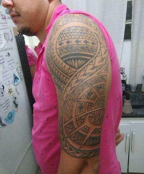 https://wikitattoo.fr/wp-content/uploads/fish-maori-tattoos.jpg